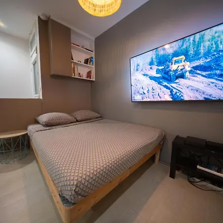 Charming Aparment In 5th - 4 Beds For 6 Guests *