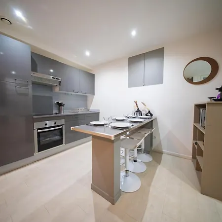 Charming Aparment In 5th - 4 Beds For 6 Guests * Parigi